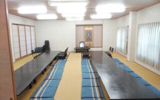 自性院会館のサムネイル画像