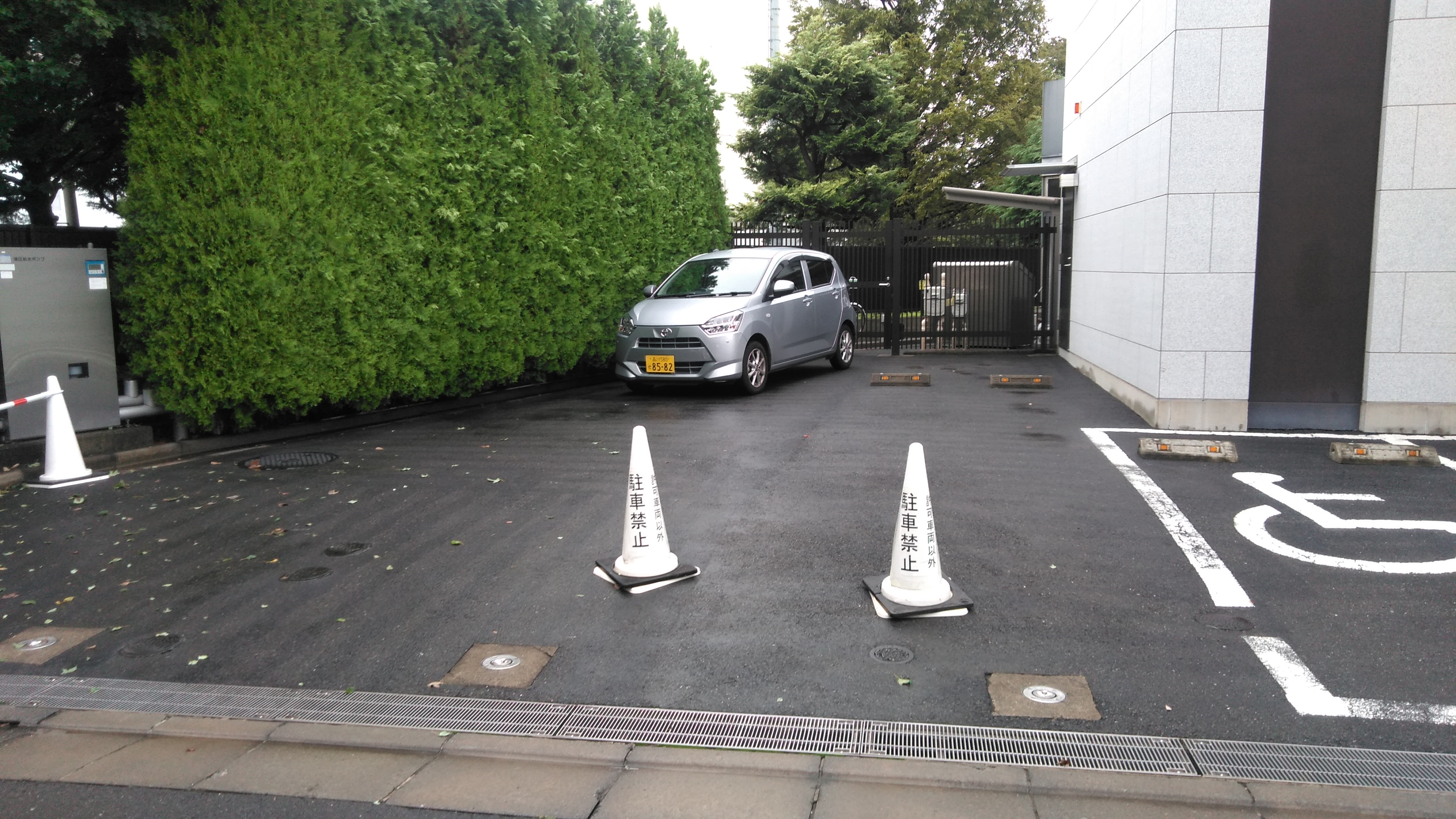 成勝寺ゆいの御廟の画像
