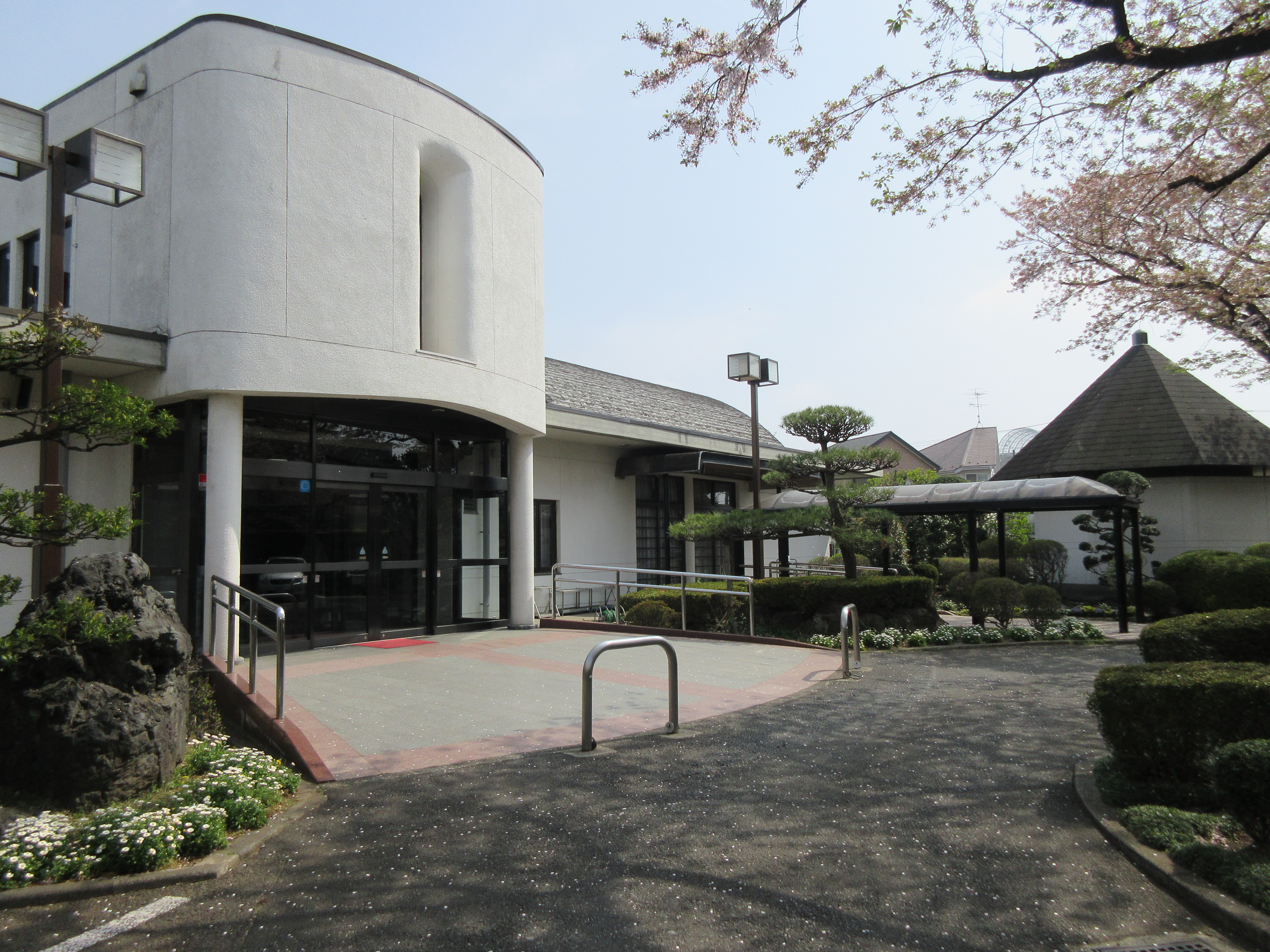立川市斎場の画像