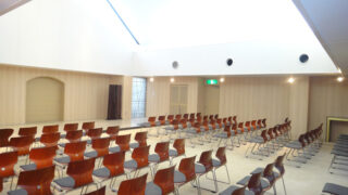 新座市営墓園 斎場A・Bのサムネイル画像
