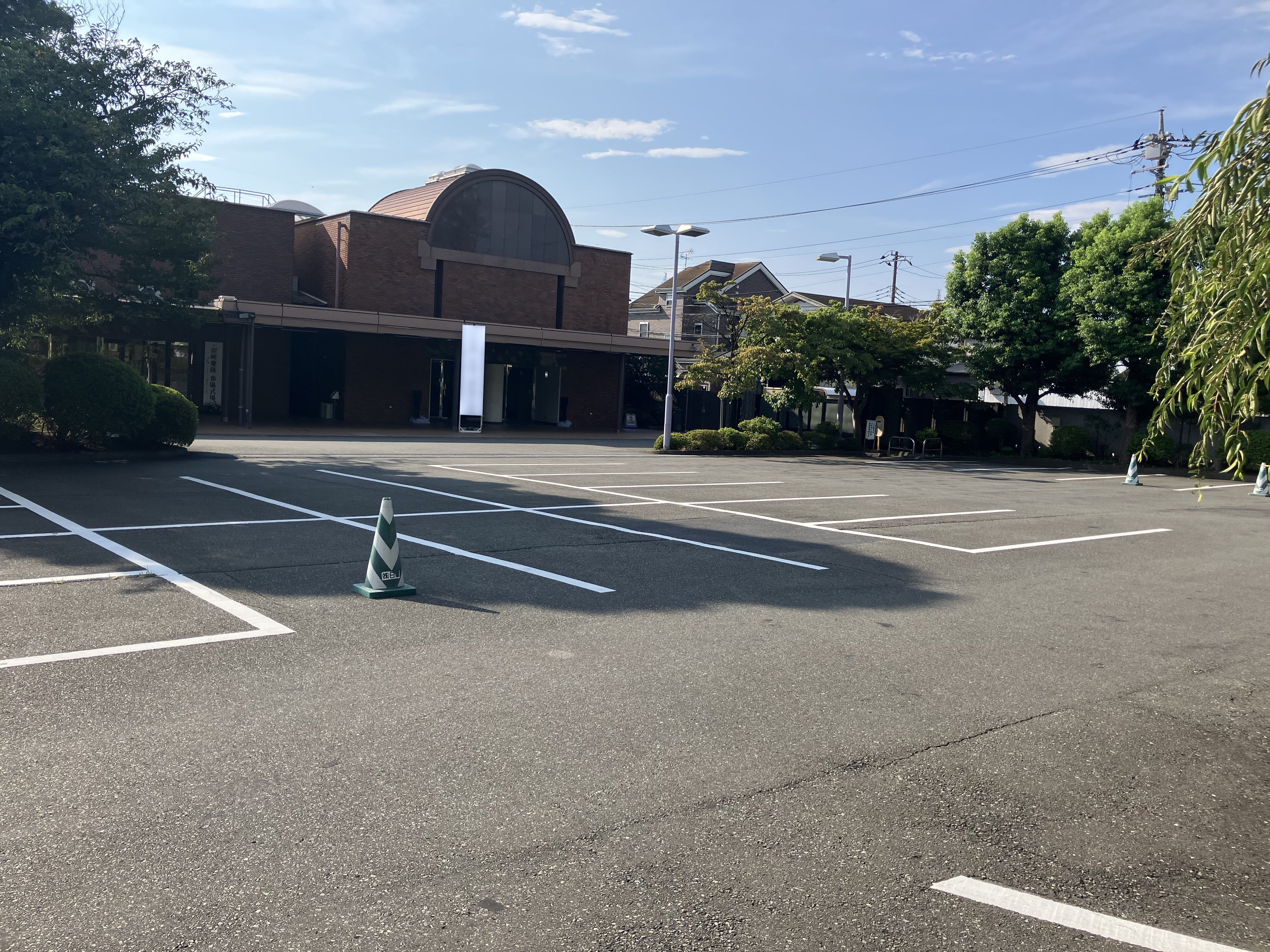 日華斎場 行華殿の画像